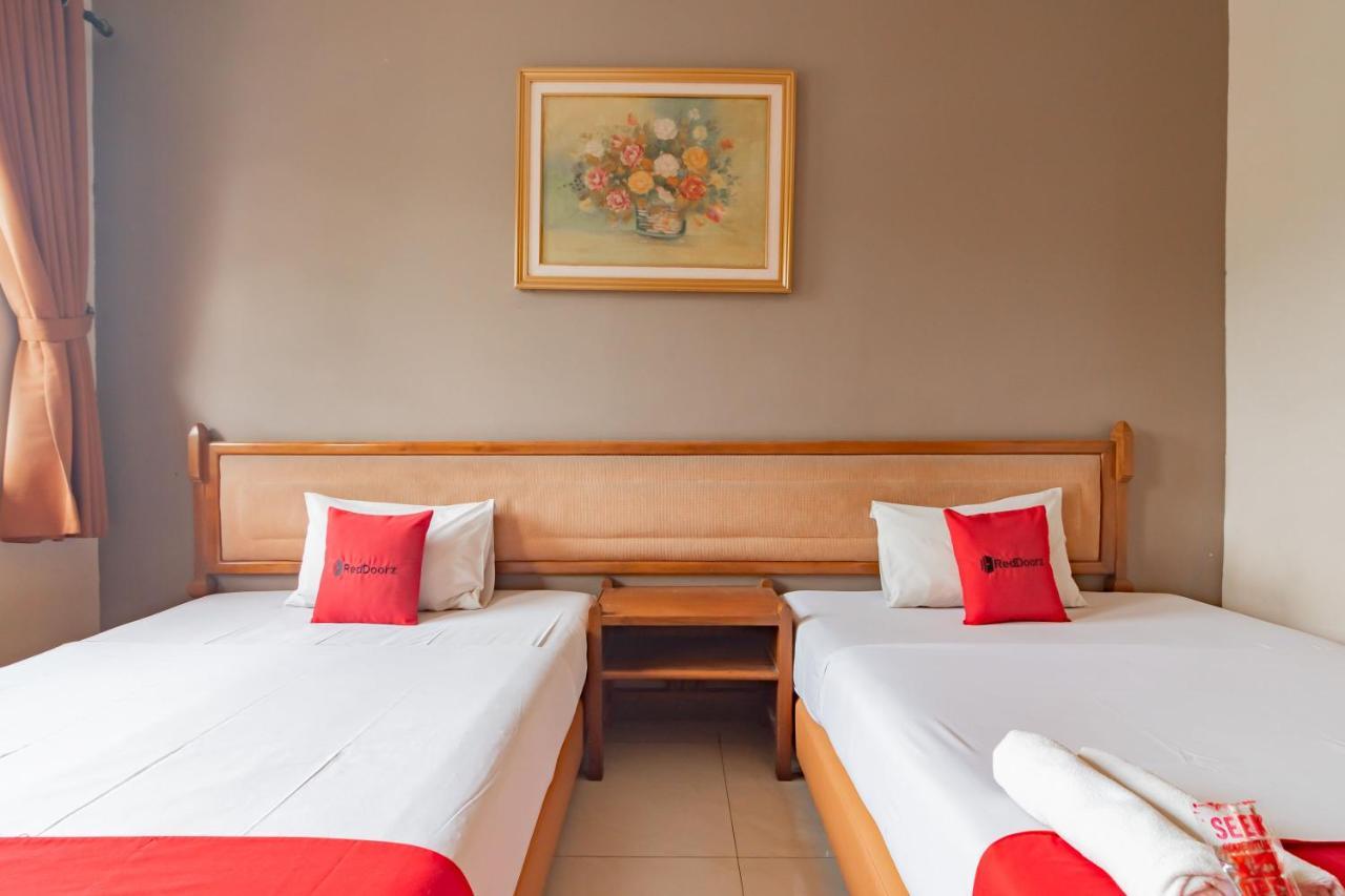 เรดดอร์ซ ใกล้สถาบันเทคโนโลยีบันดุง 2 Hotel ภายนอก รูปภาพ