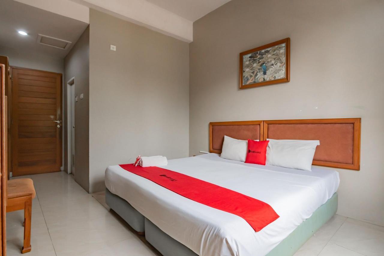 เรดดอร์ซ ใกล้สถาบันเทคโนโลยีบันดุง 2 Hotel ภายนอก รูปภาพ