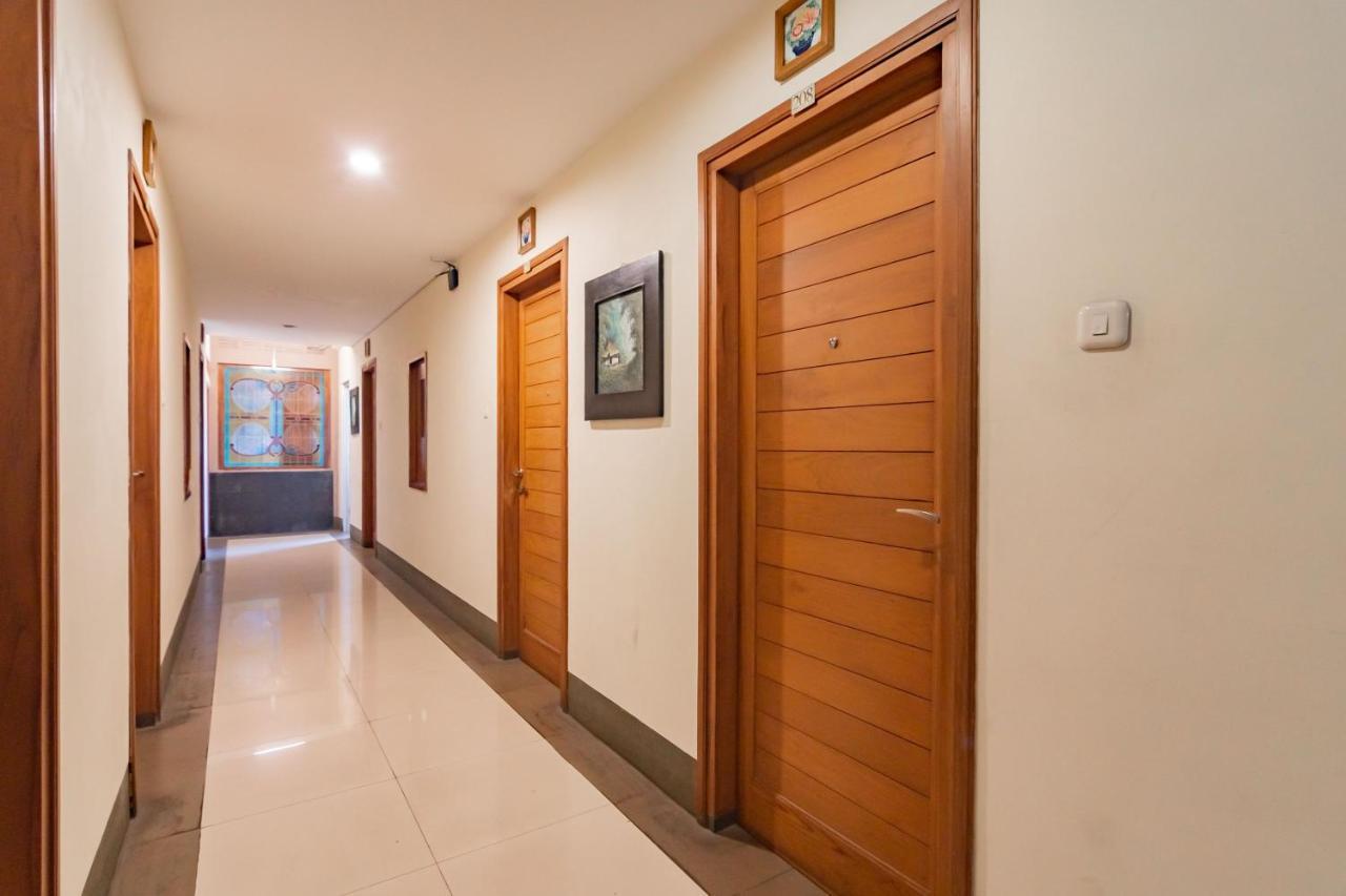เรดดอร์ซ ใกล้สถาบันเทคโนโลยีบันดุง 2 Hotel ภายนอก รูปภาพ