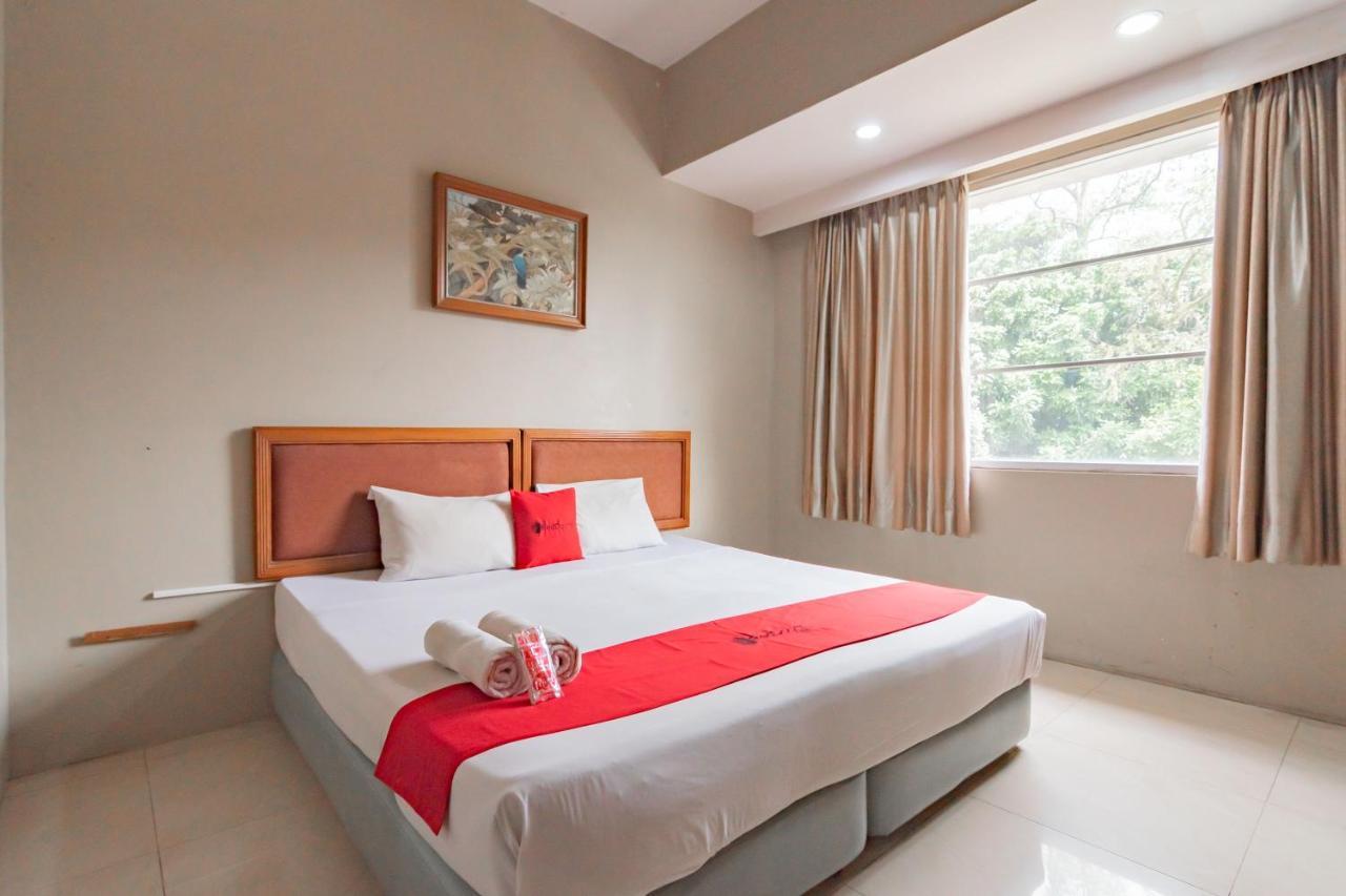 เรดดอร์ซ ใกล้สถาบันเทคโนโลยีบันดุง 2 Hotel ภายนอก รูปภาพ